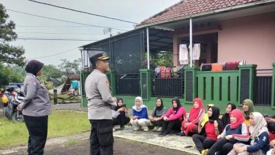 Kumpul di Lapangan Voly, Ibu-ibu di Ciamis Curhat KDRT dan Isu Penculikan Anak ke Polisi
