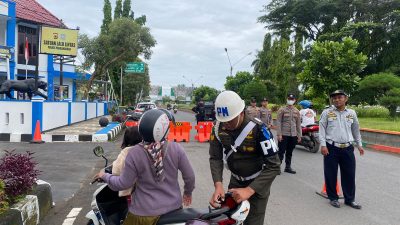 Serentak, Polres Pangandaran Operasi Keselamatan Lodaya 2023 Di Tiga Lokasi, Pengendara Wajib Pakai Helm