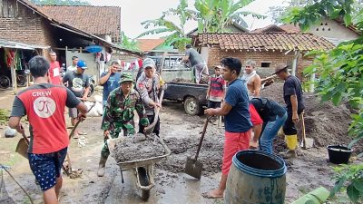 TNI Polri di Kota Banjar, Gotong Royong Membangun Desa