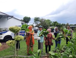 Bersama Kelompok Tani, Kapolres Banjar Diskusi tentang Pupuk Bahan Organik