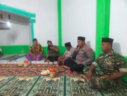 Kapolsek Kalipucang Polres Pangandaran Tarawih Bersama Warga, Ini yang Disampaikan