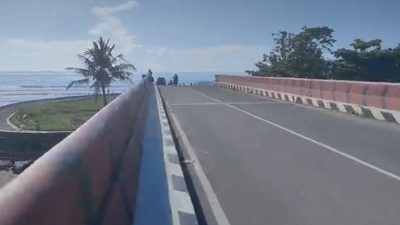 Jembatan Merah Cikidang Pangandaran, Spot Berswafoto