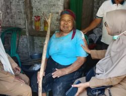 Nenek Sebatang Kara di Purwadadi Dapat Bantuan Rutilahu