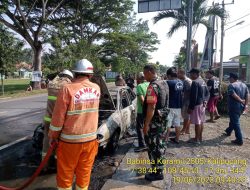 Innalilahi, Mobil Sedan di Pangandaran Kebakaran Hebat
