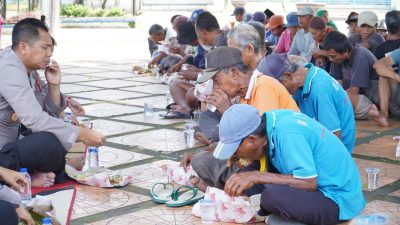 Potret Kapolres Banjar, Makan Bersama Ratusan Pengayuh Becak