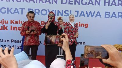 HARGANAS dan Hari Anak Nasional di Pangandaran, Ibu-ibu Berjoged