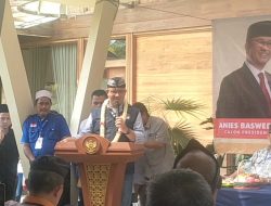 Safari Politik, Anies Baswedan Disambut Warga Pangandaran