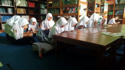 Program Literasi, Dorong Pelajar SMPN 1 Mangunjaya Pangandaran Bisa Membaca