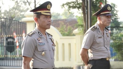 AKBP Muslim dan Ipda Suprapto di Polres Banjar Dapat Kenaikan Pangkat