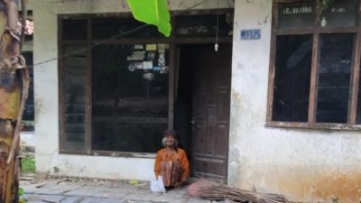 Miris, Nenek Berusia 92 Tahun di Pangandaran Tinggal di Rumah Reyod