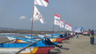 Ke Pangandaran, Prabowo Subianto Bawa Oleh-oleh Untuk Nelayan