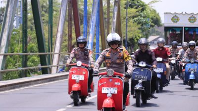Kendarai Vespa, Kapolres Banjar Antar Purnawirawan Memasukin Masa Purnabakti