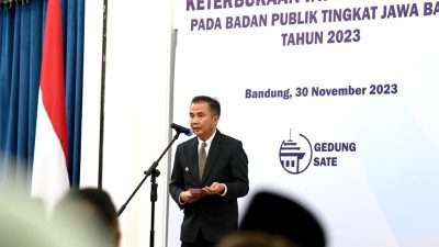 Bey Machmudin: Keterbukaan Informasi Badan Publik Adalah Keharusan