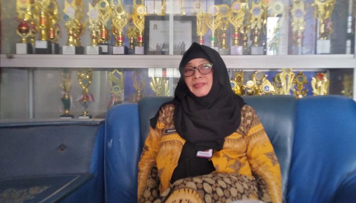 Sisihkan Uang Gaji, Para Guru di SDN 2 Purwadadi Ciamis Patungan Beli Drum Band