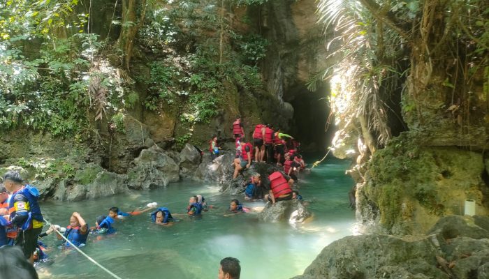 Momen Liburan, Wisata Citumang Pangandaran Mulai Dipenuhi Pengunjung