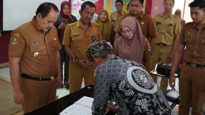 Bupati Pangandaran Kukuhkan 49 Orang Pokdarwis