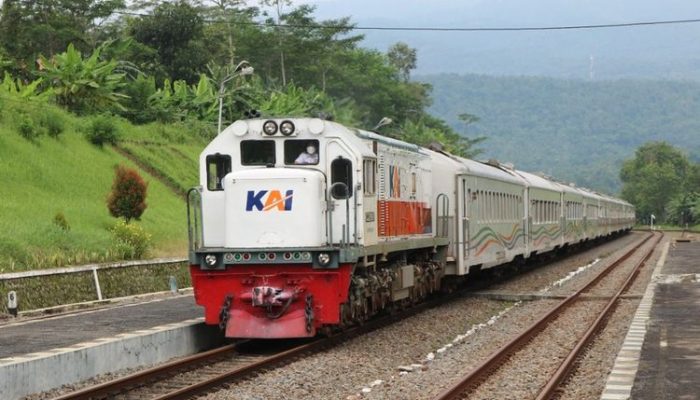 Asik! Dari Jakarta Ke Pangandaran Bisa Naik Kereta Api, Ini Jadwalnya 