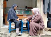 Layaknya Bocah Dulu, Ibu-ibu Muda di Pangandaran Asyik Bermain Congkak