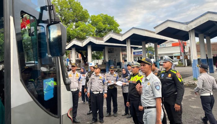 Hati-hati! 23 Unit Kendaraan Bus di Pangandaran Melakukan Pelanggaran