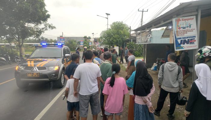 Tak Kontrol Berkendara, Pemotor di Pangandaran Tabrak Pejalan Kaki