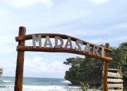 Kombinasi Keindahan Alam Pantai Madasari Pangandaran