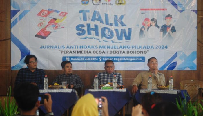 Perangi Hoak Jelang Pilkada 2024, Jurnalis se-Kabupaten Talk Show