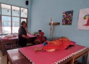 Balon Bupati Pangandaran Sambangi Pelajar yang Diduga Keracunan Makanan