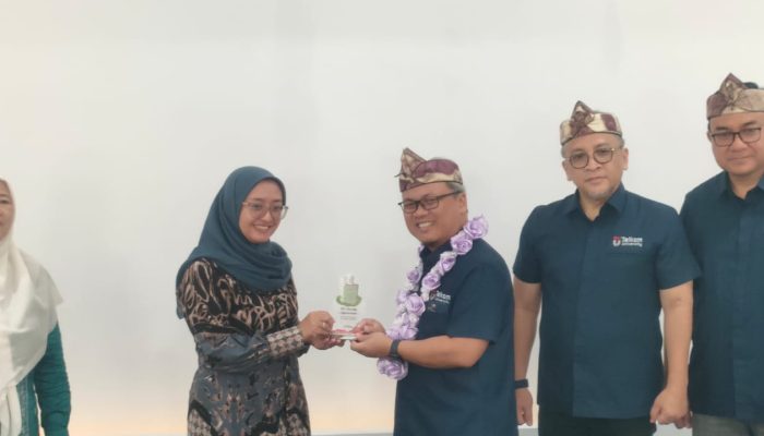 Tingkatkan Kualitas Guru, SMA Ksatria Nusantara di Pangandaran Gandeng Telkom University