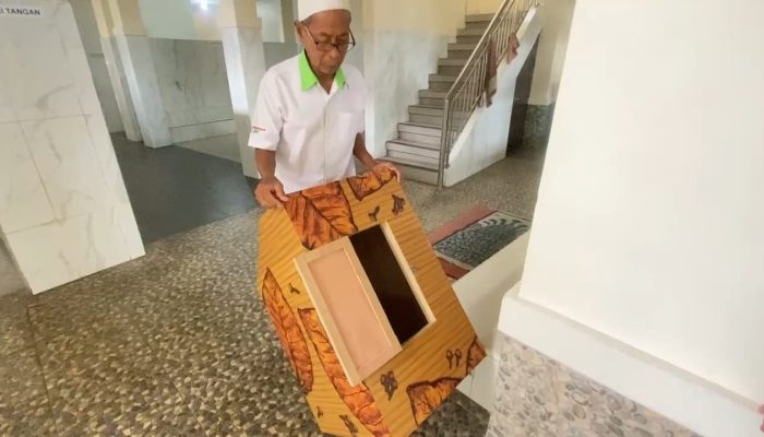 Pencurian di Masjid Al Islah Cijulang, Pencuri Incar Uang Kotak Amal