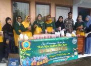 Berkah Ramadhan, PWRI di Kalipucang Pangandaran Bagikan Ratusan Takjil