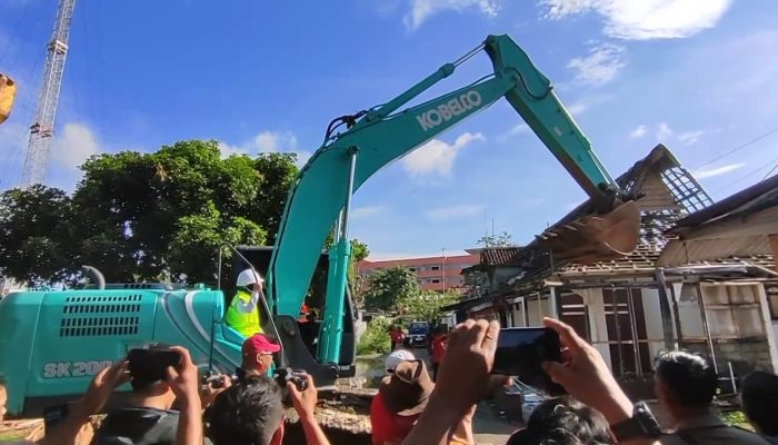 Pembongkaran Kios di PW Pananjung, Begini Kata Bupati Citra Pitriyami