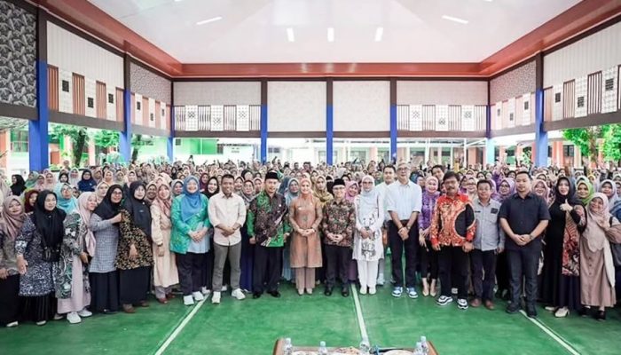 Wamen Pendidikan Dasar dan Menengah Kunjungi Pangandaran, Bahas Isu Pendidikan Bersama Bupati dan Kepsek