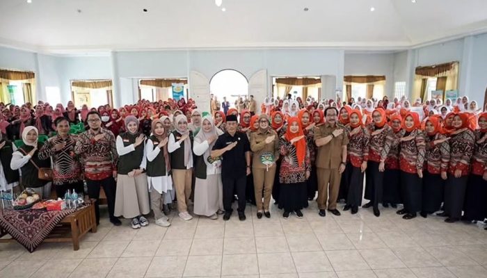 Bupati Pangandaran Dorong Peningkatan Kapasitas Pegawai dan Kader Posyandu