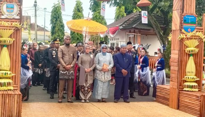 Pemprov Jabar Kucurkan Rp 50 Miliar Bantu Pangandaran Lunasi Utang, Bupati Citra Tekan Defisit