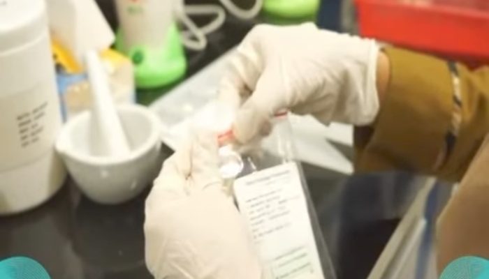 Antrean Panjang di Apotek RSUD Pandega Pangandaran, Ini Proses Penting di Balik Layanan Farmasi