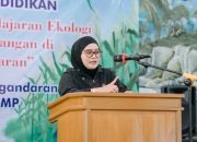 Demi Kenyamanan, Bupati Pangandaran Bakal Tata Ulang Pedagang di Pantai Batuhiu